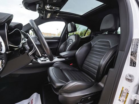 Used 2023 Alfa Romeo Stelvio Veloce image 33