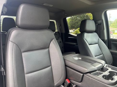 Used 2025 GMC Sierra 1500 SLT RWD image 23