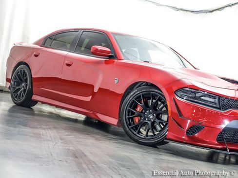 Used 2016 Dodge Charger SRT Hellcat w/ Harman/Kardon Audio Group RWD image 4