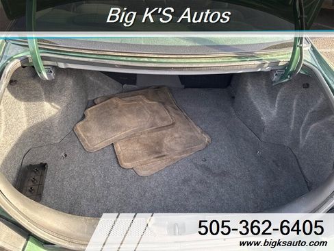 Used 2004 Pontiac Bonneville SE image 12