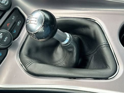 Used 2022 Dodge Challenger R/T image 20