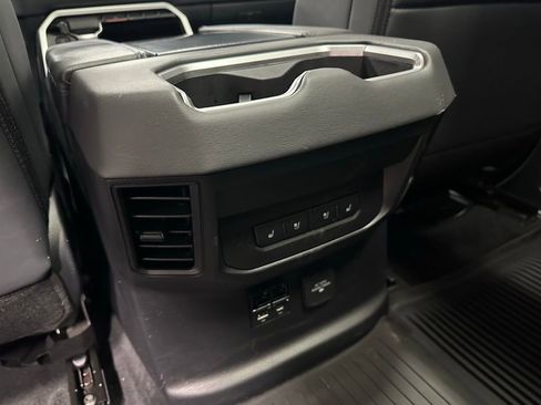 Used 2025 Toyota Tundra Platinum AWD/4WD image 52