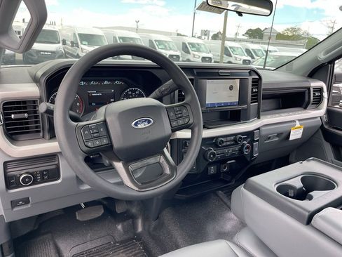New 2025 Ford F250 XL w/ XL Chrome Package image 6