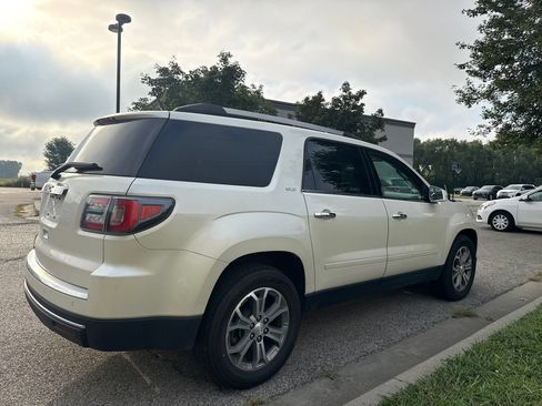 Used 2015 GMC Acadia SLT FWD image 5
