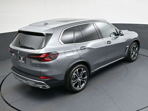 Used 2026 BMW X5 xDrive40i w/ Climate Comfort Package image 21
