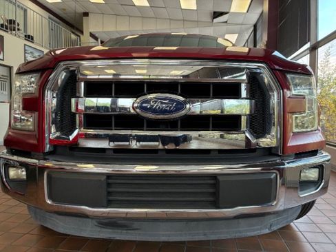 Used 2015 Ford F150 XLT RWD image 4