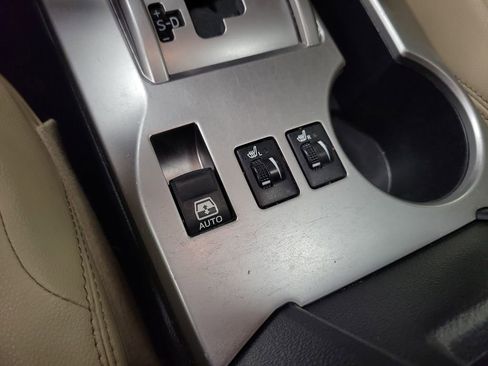 Used 2016 Toyota 4Runner SR5 Premium AWD/4WD image 15