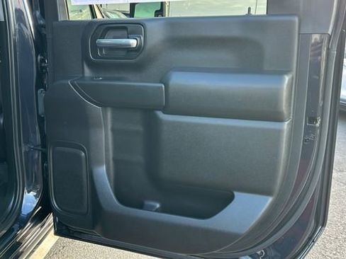 Used 2024 Chevrolet Silverado 2500 Custom w/ Custom Value Package image 12