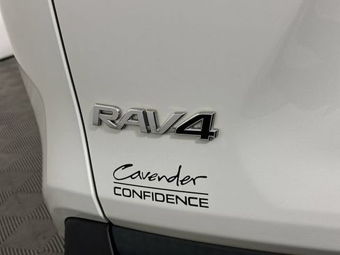 Used 2021 Toyota RAV4 Limited AWD/4WD image 32