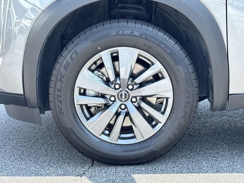 Certified 2025 Nissan Pathfinder SV AWD/4WD image 33