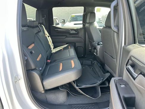 Used 2025 GMC Sierra 1500 AT4 image 26