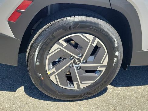 New 2026 Hyundai Tucson Blue SE FWD image 32