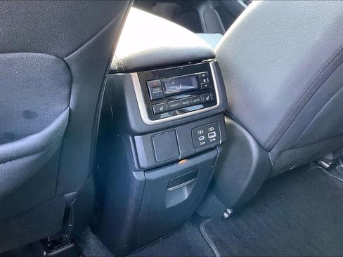 Used 2023 Subaru Ascent Onyx Edition Limited image 33