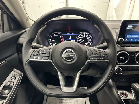 Used 2025 Nissan Sentra SV image 18