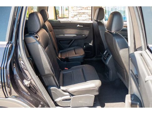 Used 2022 Volkswagen Atlas SE AWD/4WD image 19