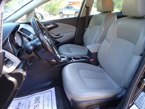 Used 2015 Buick Verano Convenience Sedan 4D FWD image 2