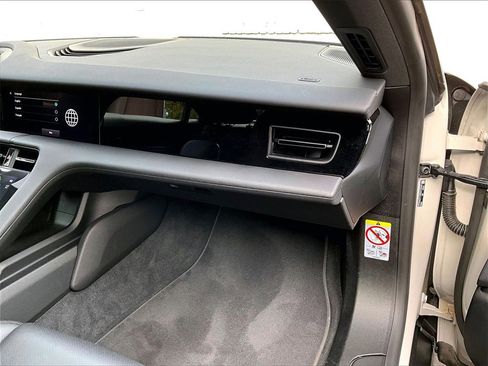 Certified 2024 Porsche Taycan image 19