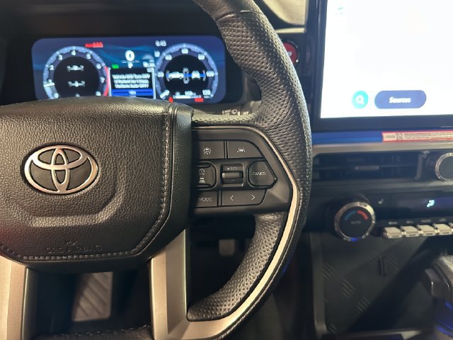 Used 2024 Toyota Tacoma TRD Off-Road AWD/4WD image 21
