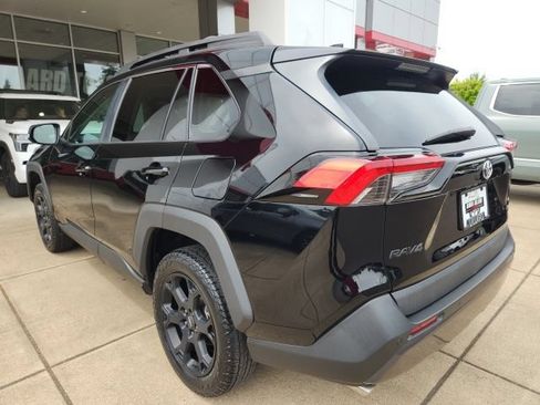 Certified 2020 Toyota RAV4 TRD Off-Road AWD/4WD image 9