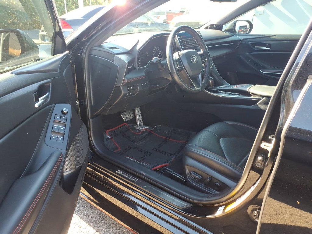 Used 2021 Toyota Avalon TRD FWD image 6