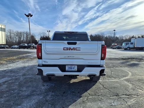 Used 2024 GMC Sierra 1500 Denali AWD/4WD image 7