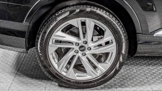 Used 2023 Audi Q7 2.0T Premium Plus w/ Premium Plus Package AWD/4WD image 35
