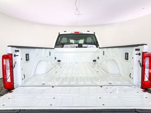 Used 2024 Ford F350 XL w/ FX4 Off-Road Package AWD/4WD image 11