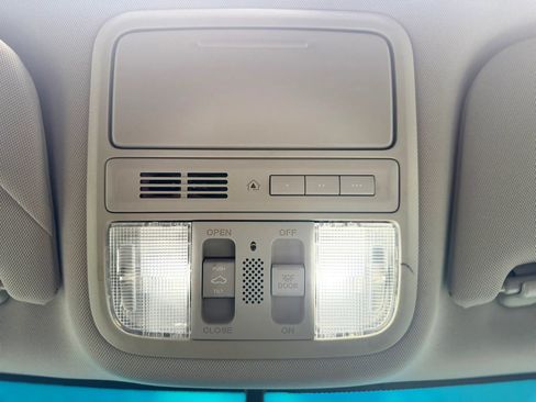 Used 2012 Honda Odyssey EX-L image 31