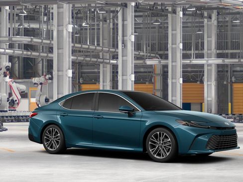 New 2026 Toyota Camry XLE AWD/4WD image 14