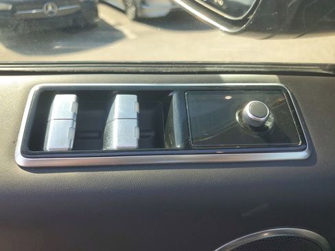 Used 2019 Land Rover Range Rover Sport HST image 24