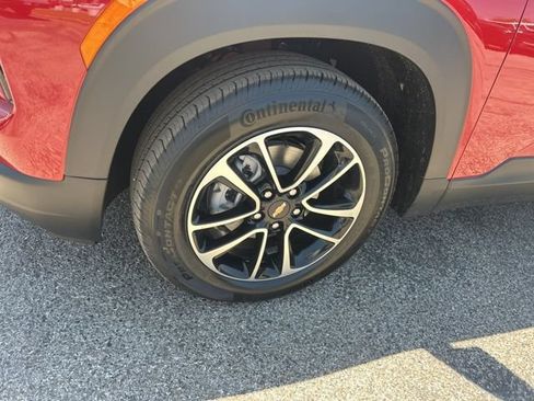 New 2026 Chevrolet TrailBlazer LT FWD image 9