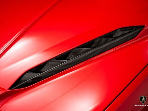 Used 2023 Lamborghini Urus Performante image 8