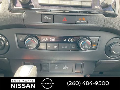 Used 2024 Nissan Frontier PRO-4X w/ Off-Road Protection Package AWD/4WD image 18