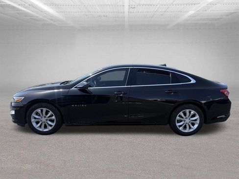 Used 2019 Chevrolet Malibu LT w/ Leather Package FWD image 9