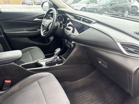 Certified 2020 Buick Encore GX Preferred w/ Cold Weather Comfort Package AWD/4WD image 27