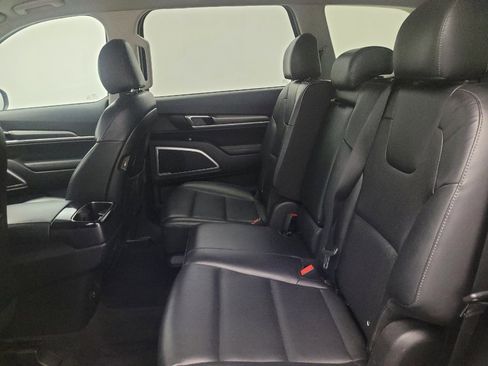 Used 2021 Kia Telluride LX image 18