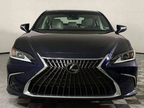 Used 2025 Lexus ES 350 w/ Premium Package FWD image 12