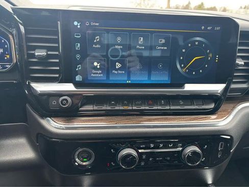 Used 2023 Chevrolet Silverado 1500 LT Trail Boss w/ LPO, Dark Essentials Package image 22