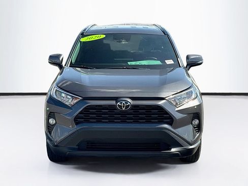 Used 2020 Toyota RAV4 XLE w/ XLE Grade Weather Package AWD/4WD image 2