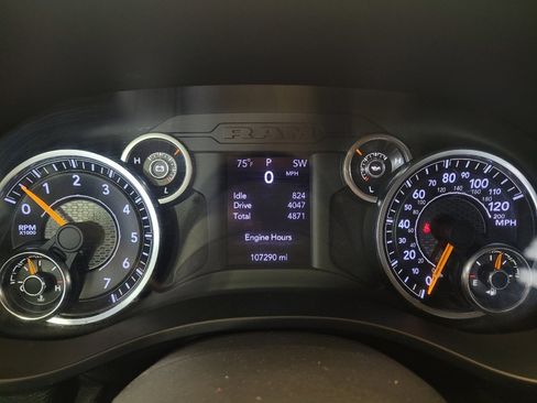Used 2020 RAM 1500 Big Horn AWD/4WD image 23