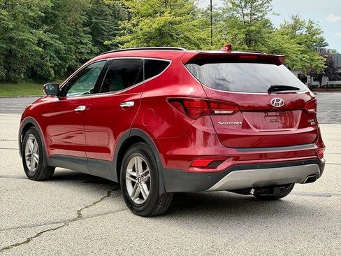 Used 2017 Hyundai Santa Fe Sport w/ 2.4L Tech Package 04 AWD/4WD image 10