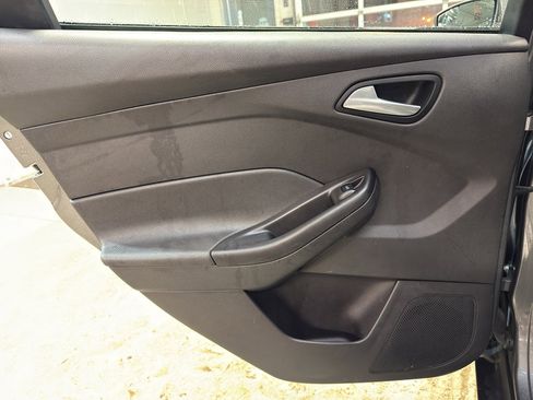 Used 2014 Ford Focus SE image 26