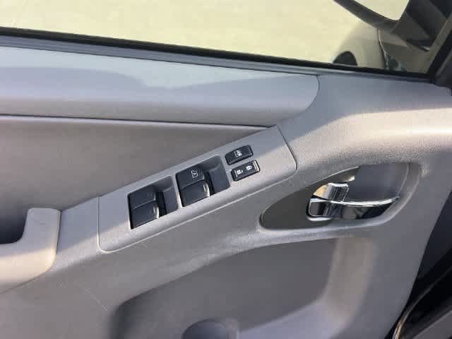 Used 2019 Nissan Frontier SL RWD image 29