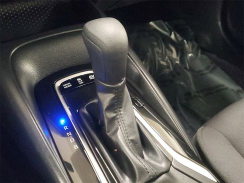 Used 2023 Toyota Corolla LE image 28