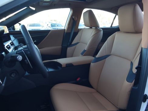 Used 2025 Lexus ES 350 350 image 32