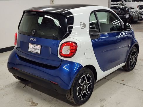 Used 2018 smart fortwo electric drive image 15