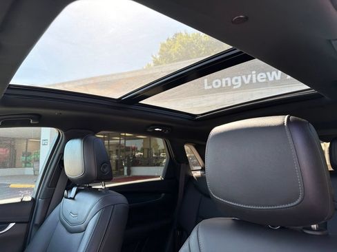 Used 2022 Cadillac XT5 Premium Luxury w/ Technology Package FWD image 23