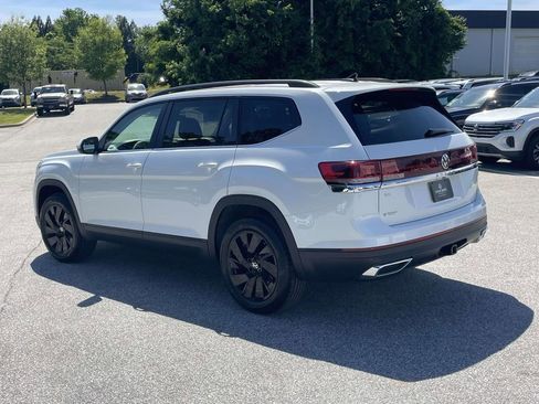 New 2026 Volkswagen Atlas SE FWD image 4