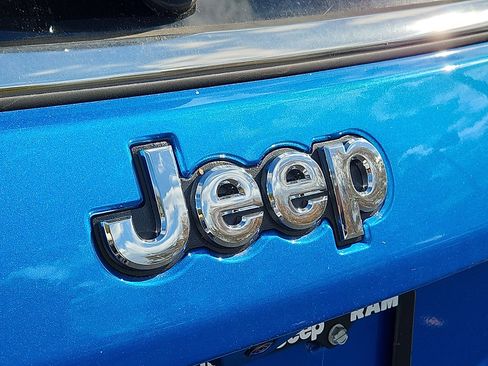 New 2026 Jeep Compass Limited image 17