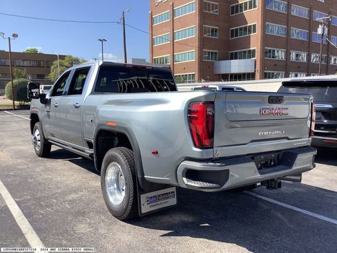 Used 2024 GMC Sierra 3500 Denali w/ Denali Reserve Package image 5